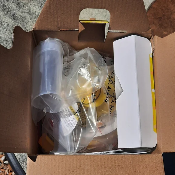 Dash Peeps Rapid Egg Cooker - Bright Yellow - Picture 4 of 6